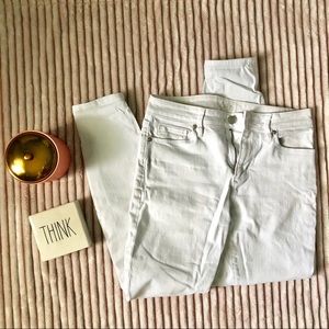 ⚪️ LOFT White Jeans ⚪️